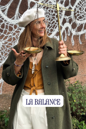 Domitille déguisée en cliché du Balance